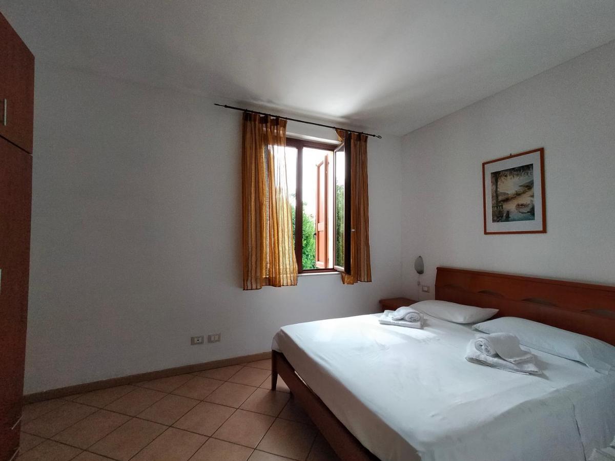 Borgo Antico Apartment San Felice del Benaco Luaran gambar
