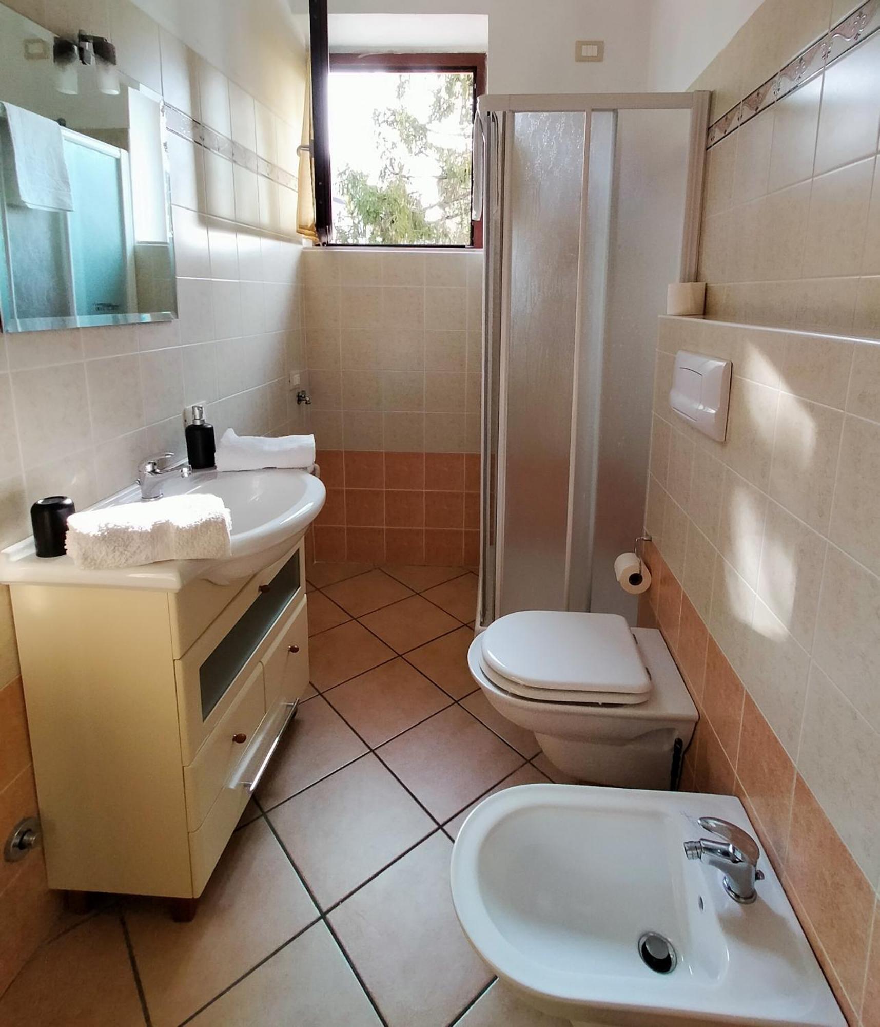 Borgo Antico Apartment San Felice del Benaco Luaran gambar