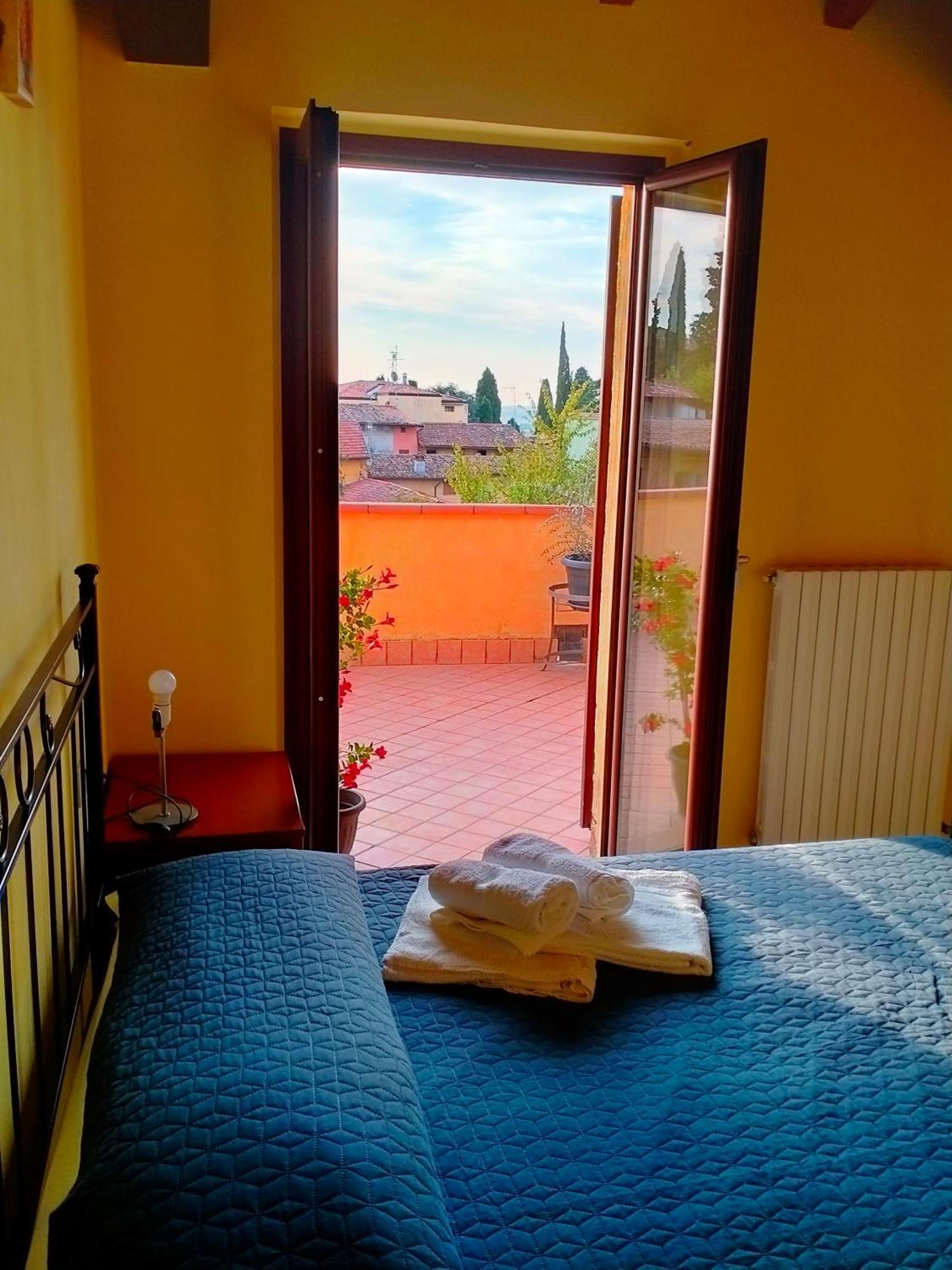 Borgo Antico Apartment San Felice del Benaco Luaran gambar