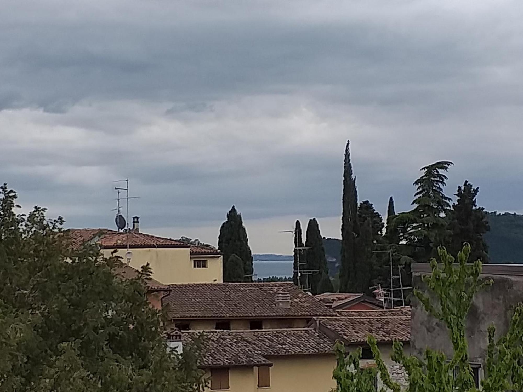 Borgo Antico Apartment San Felice del Benaco Luaran gambar