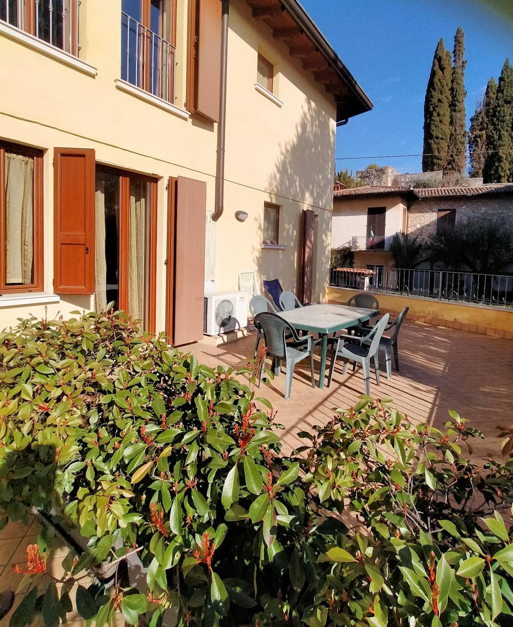 Borgo Antico Apartment San Felice del Benaco Luaran gambar