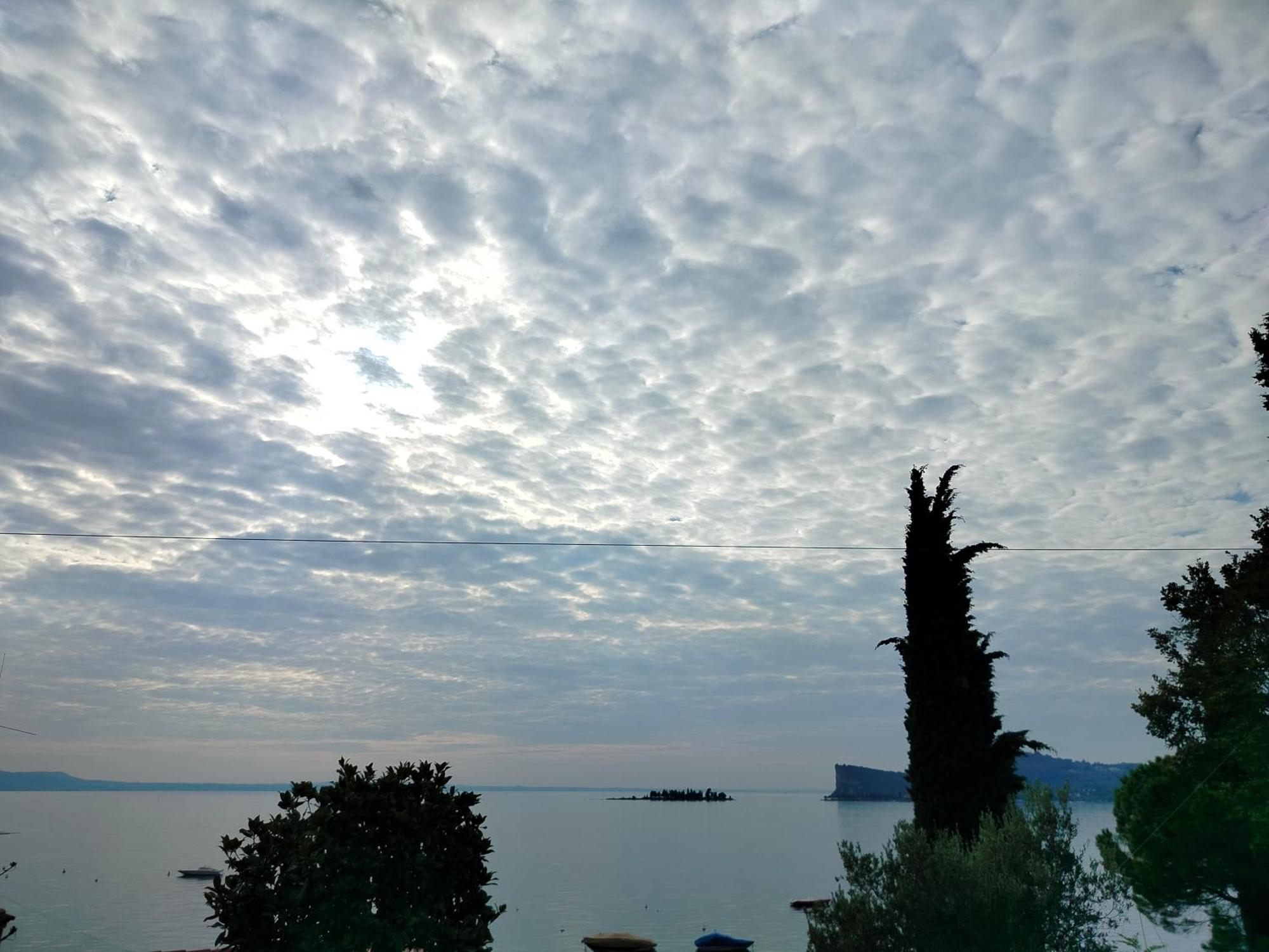 Borgo Antico Apartment San Felice del Benaco Luaran gambar