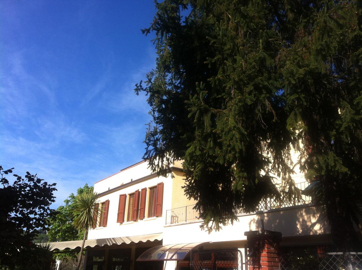 Borgo Antico Apartment San Felice del Benaco Luaran gambar