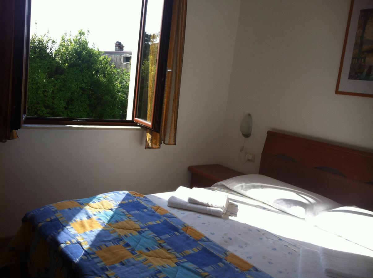Borgo Antico Apartment San Felice del Benaco Luaran gambar