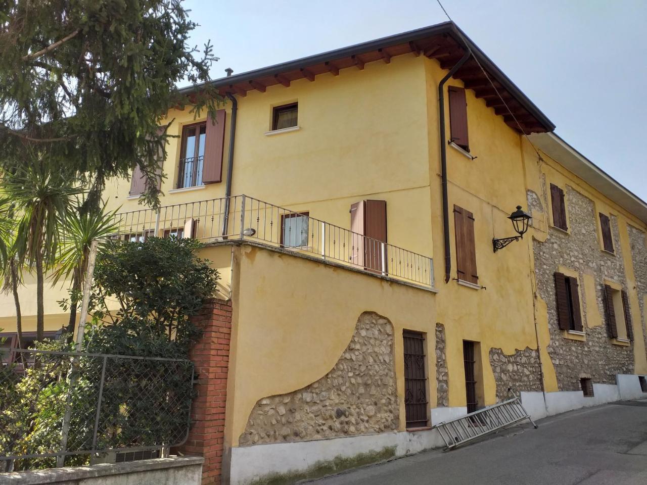 Borgo Antico Apartment San Felice del Benaco Luaran gambar